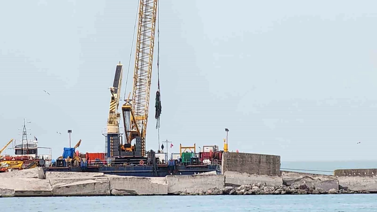 Zonguldak\'ta batan geminin kayıp mürettebatı hala aranıyor