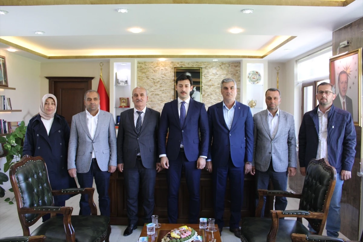 Kale Belediye Başkanı İhsan Özbay, Kaymakam Mustafa Aksoy\'u ziyaret etti