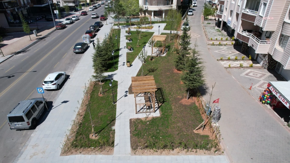 Kırşehir Belediyesi Ahi Evran Mahallesi\'nde peyzaj çalışmalarını tamamladı