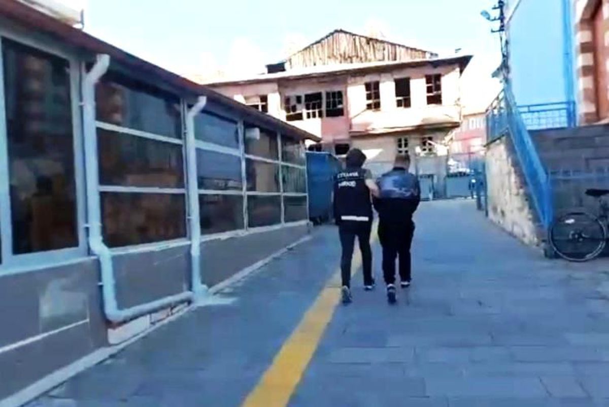 Kütahya\'da Otobüste Yakalanan Şüpheli Tutuklandı
