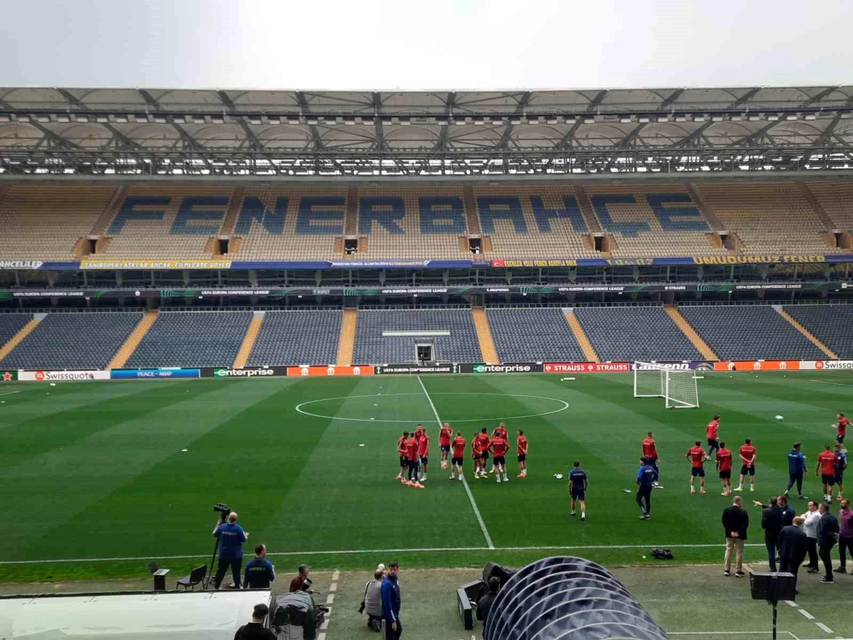 Olympiakos, Fenerbahçe maçı için hazırlıklarını tamamladı