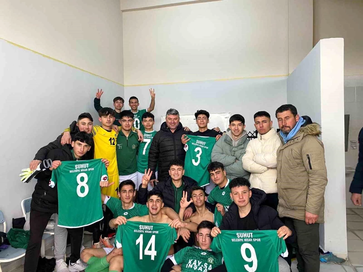 Afyonkarahisar U18\'ler Futbol Ligi\'nde Şampiyonluk Kupası Sahibini Buldu