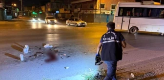 Adana'da hamile kadın elektrikli bisikletten düşerek otobüsün altında kalarak hayatını kaybetti