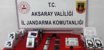 Aksaray'da kaçak cep telefonu aparatlarını satan iş yerine operasyon düzenlendi
