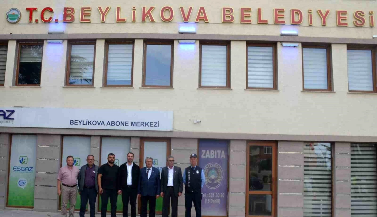 Beylikova Belediye Başkanı Av. Hakan Karabacak\'a hayırlı olsun ziyaretleri sürüyor