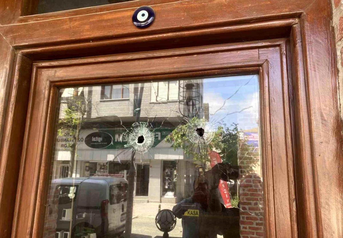 Büyükçekmece\'de Lahmacun Restoranına Silahlı Saldırı