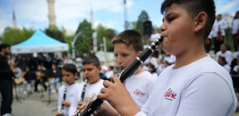 Edirne Müzik Akademisi Öğrencileri İlk Konserini Verdi