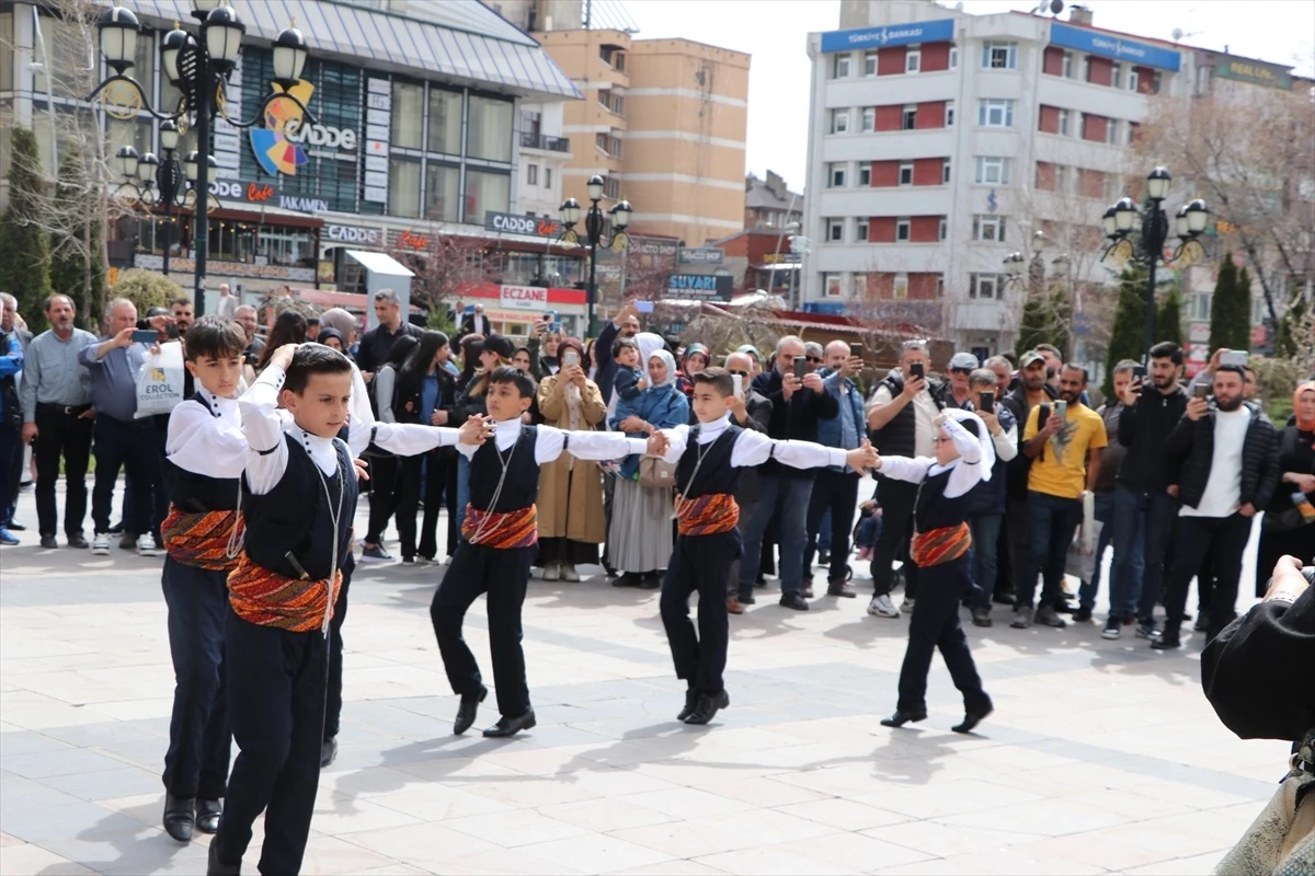 Erzurum\'da Turizm Haftası kapsamında yöresel lezzetler tanıtıldı