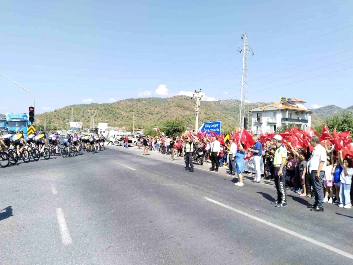 Cumhurbaşkanlığı Türkiye Bisiklet Turu 23 Nisan\'da heyecanla devam ediyor