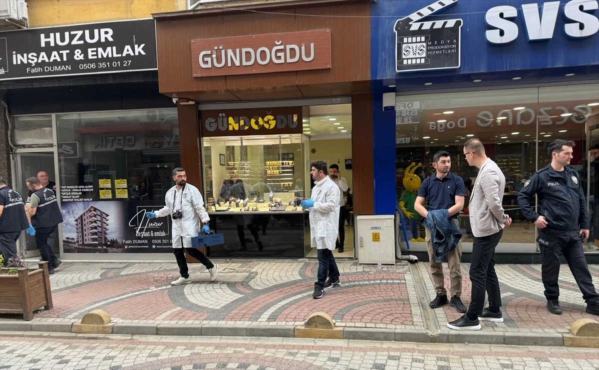 Giresun Bulancak\'ta Kuyumcu Soygunu