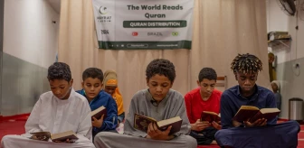 Hayrat İnsani Yardım Derneği, Brezilya'da 5 Bin Kur'an-ı Kerim Dağıtıyor