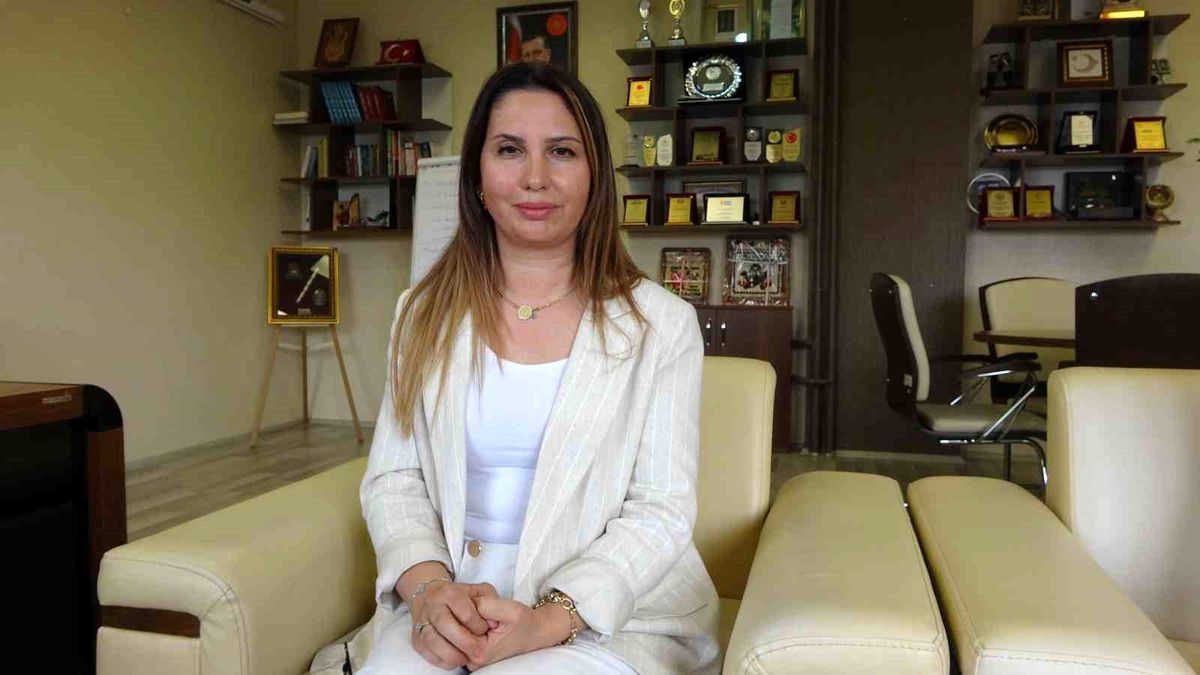 Isparta\'da Öğretmen, Boğazına Şeker Kaçan Öğrenciyi Kurtardı