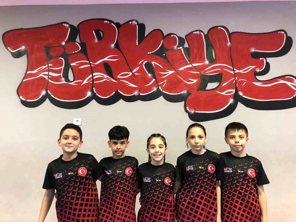 Manisa Büyükşehir Belediyespor Minik Karatecileri Şampiyonaya Katılıyor