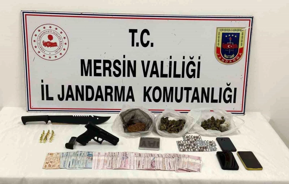 Mersin\'de Uyuşturucu Operasyonu: 2 Tutuklama