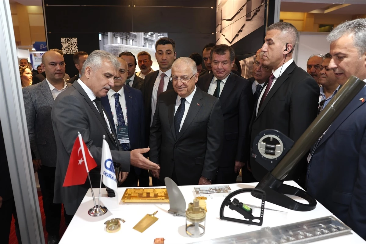 Milli Savunma Bakanı Yaşar Güler, Savunma ve Havacılıkta Endüstriyel İşbirliği Günleri\'ne katıldı