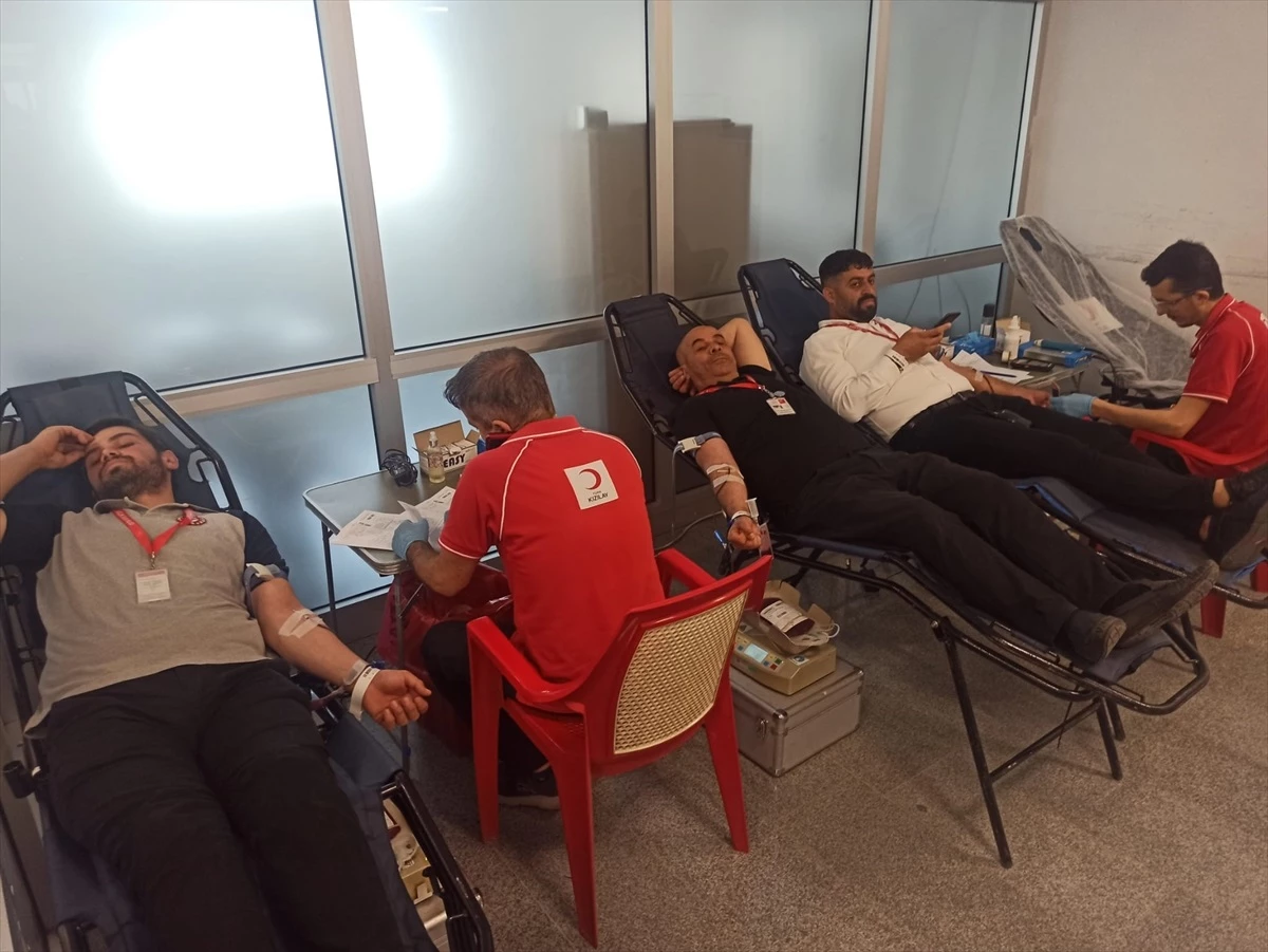 Osmaniye Devlet Hastanesi\'nde Kan Bağışı Etkinliği Gerçekleştirildi