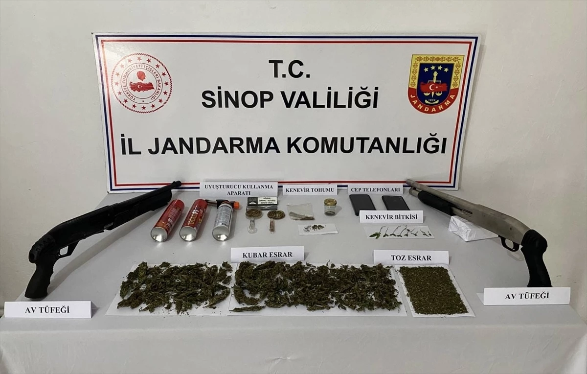 Sinop\'ta düzenlenen uyuşturucu operasyonunda 3 zanlı gözaltına alındı