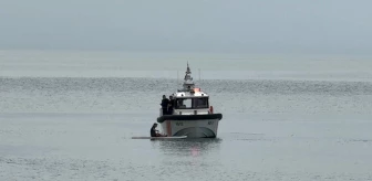 Amasra'da sörf yapan şahıs sahil güvenliği alarma geçirdi