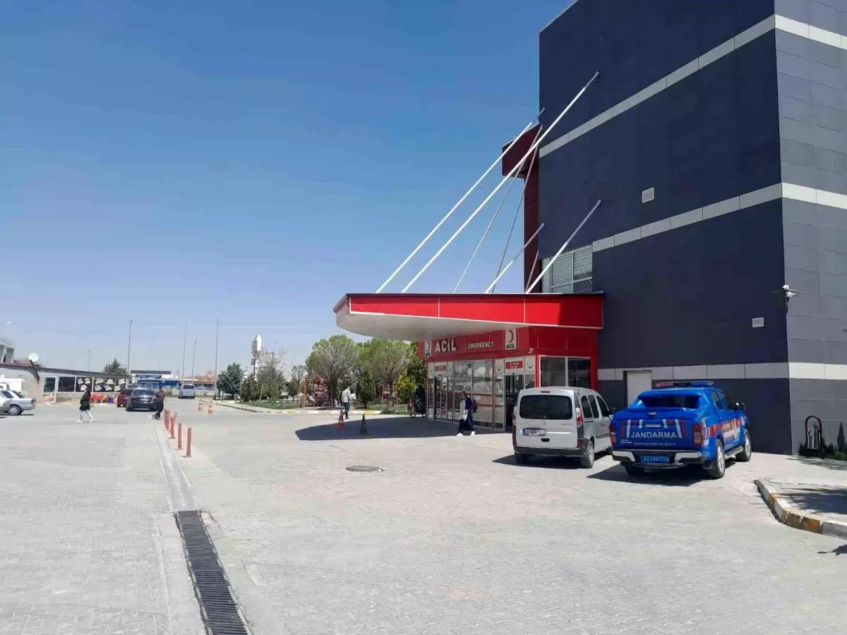 Konya\'da Zirai İlaçlama Yapan Kişi Zehirlenerek Hastanelik Oldu