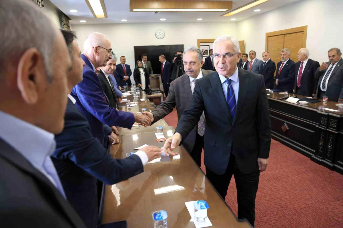 Talas Belediye Başkanı Mustafa Yalçın, Muhtarlarla İlk Toplantısını Gerçekleştirdi