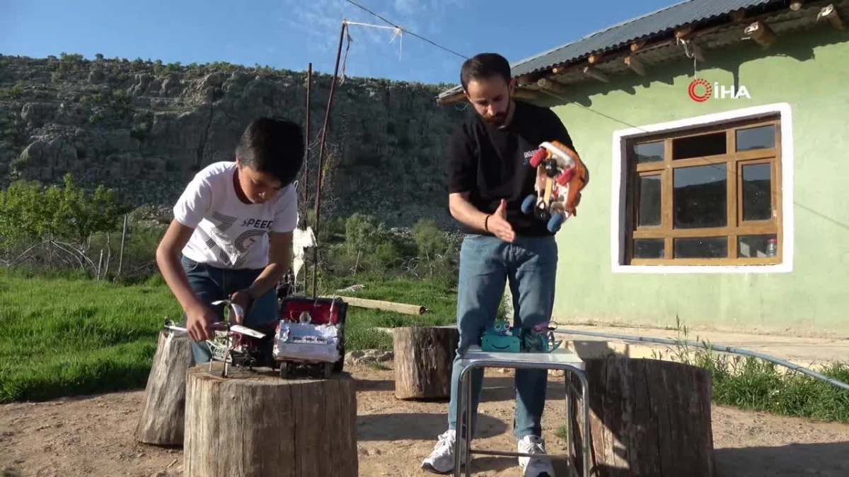 14 yaşındaki çocuk geri dönüşüm malzemeleriyle teknolojik aletler yaptı