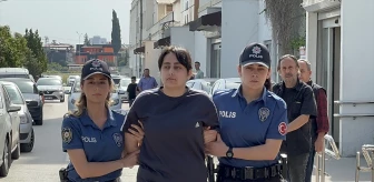 Adana'da bir dergi binasında iki kadını bıçaklayan şüpheli tutuklandı