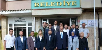 AK Parti Balıkesir İl Başkanı Mehmet Aydemir, Belediye Başkanı Mustafa Göksel'e hayırlı olsun ziyaretinde bulundu