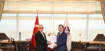 Anayasa Mahkemesi Başkanı Zühtü Arslan görevini Kadir Özkaya'ya devretti