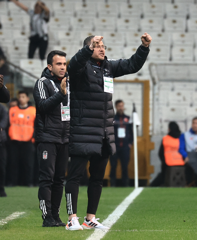 Beşiktaş'ta neyi değiştirdi? Serdar Topraktepe'den galibiyet yorumu