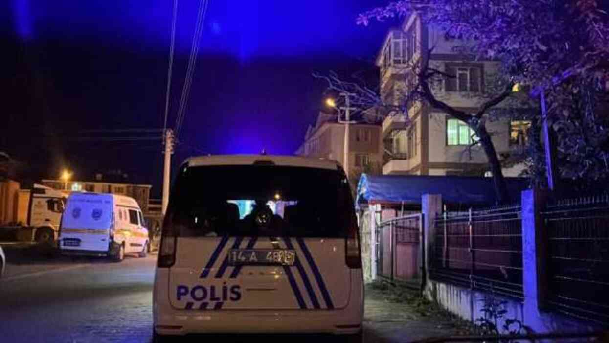 Bolu'da damat dehşeti! Karısını ve kayınpederini bıçaklayarak öldürdü Bolu'da damat dehşeti! Karısını ve kayınpederini bıçaklayarak öldürdü