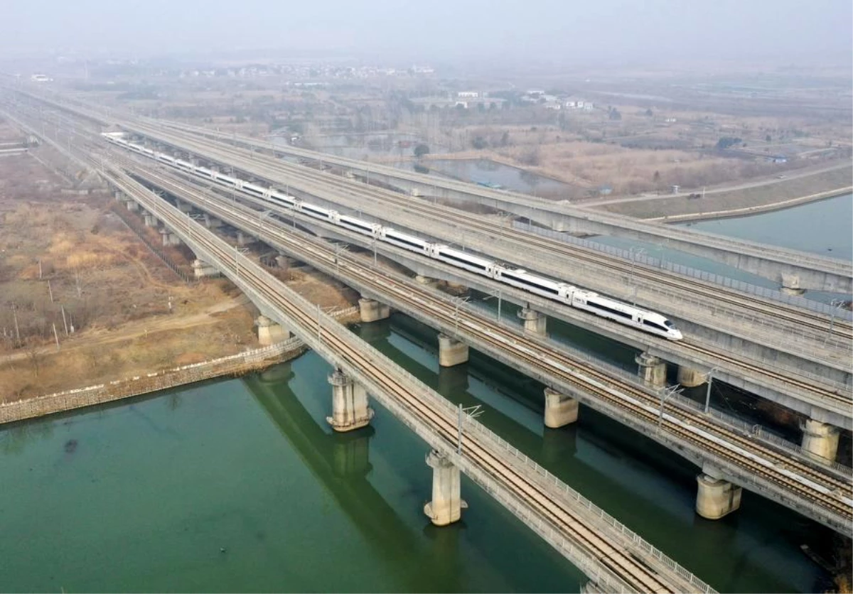 Çin\'in yeni yüksek hızlı treni CR450 saatte 400 km hıza ulaşacak