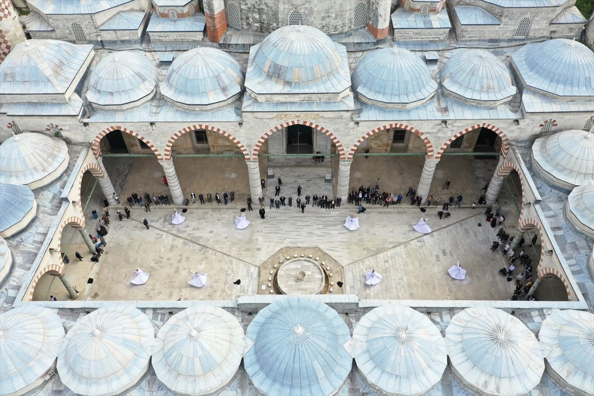 Edirne Valiliği Semazen Grubu Üç Şerefeli Cami\'de Sema Gösterisi Yaptı