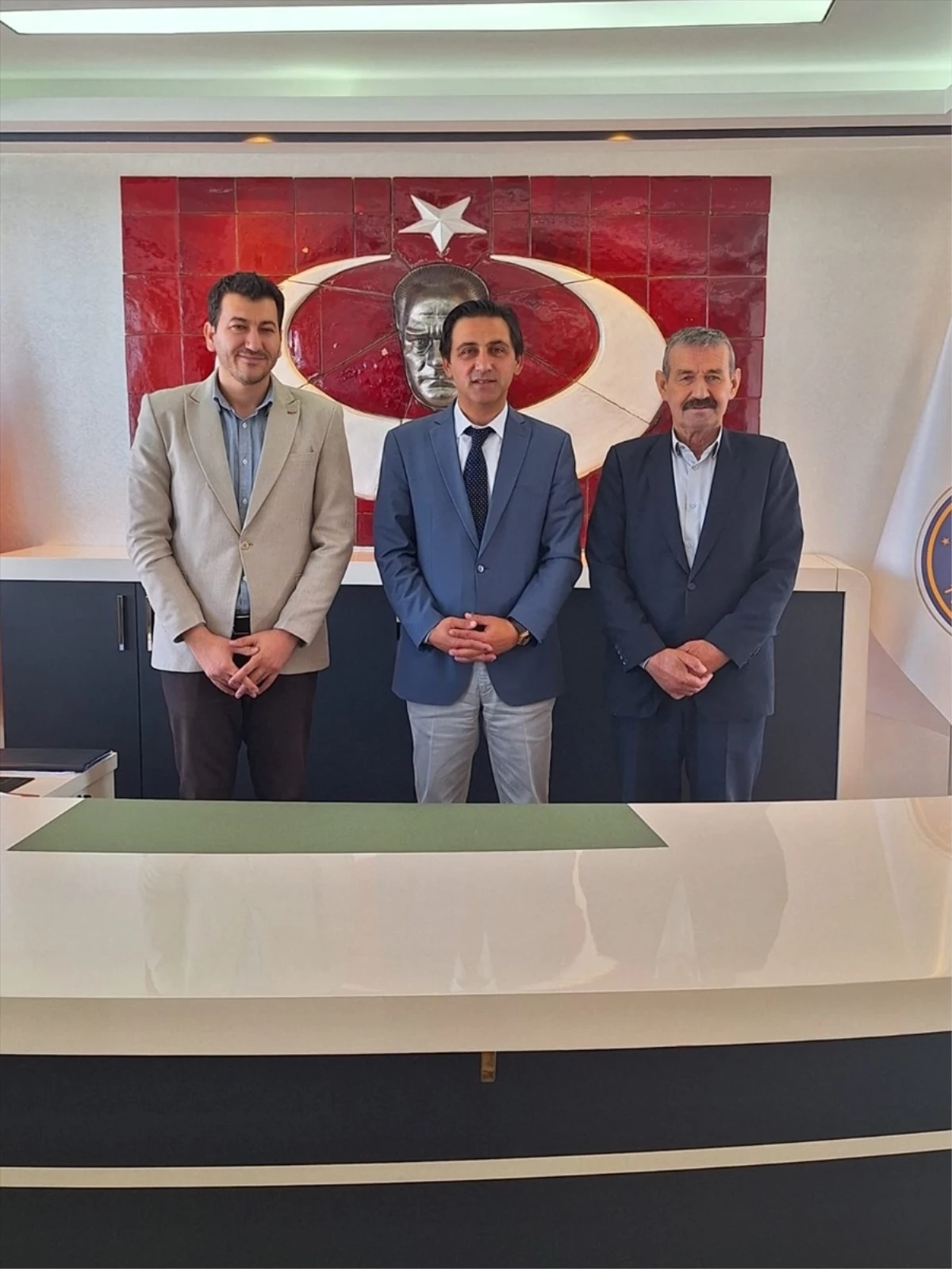 Selendi Kaymakamı Halil İbrahim Okumuş, belediye başkanı Murat Daban\'ı ziyaret etti