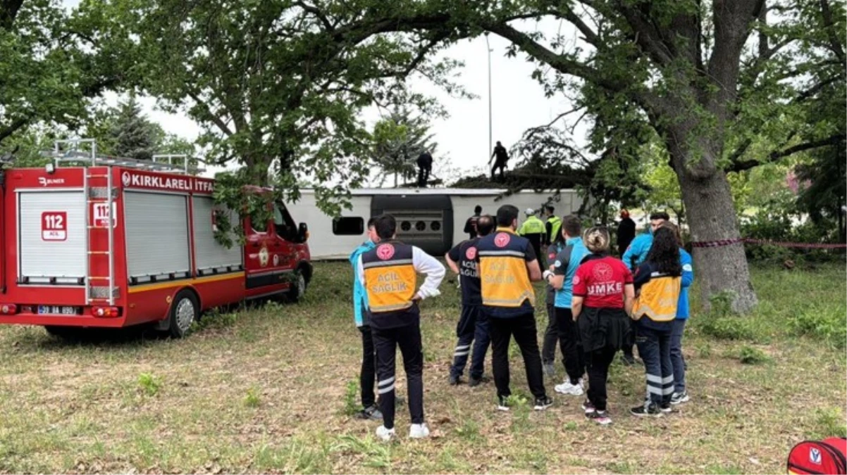 Kırklareli\'nde yolcu otobüsü devrildi: 11 yaralı