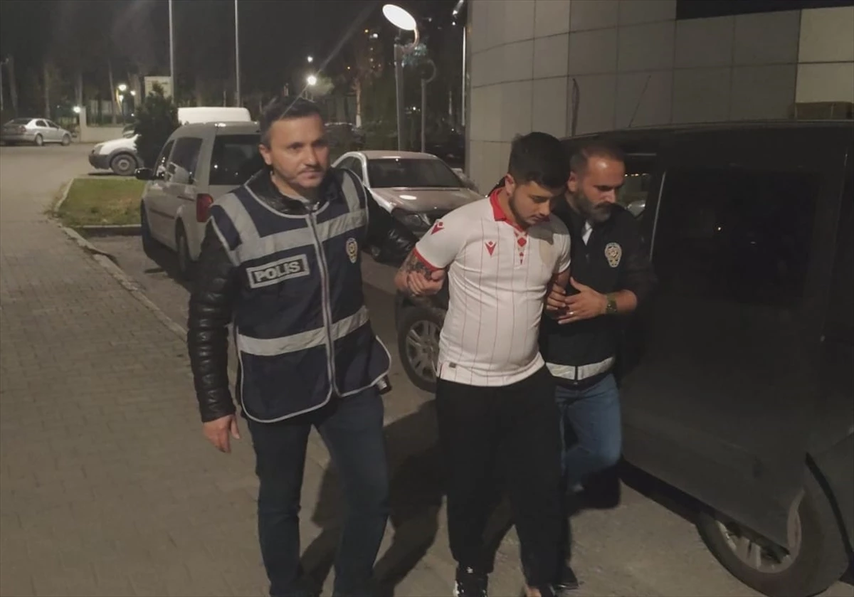 Samsun\'da Husumetli Olduğu 3 Kişiyi Yaralayan Hırsızlık Hükümlüsü Yakalandı