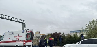 Afyonkarahisar'da midibüsün şarampole devrilmesi sonucu 5 kişi yaralandı