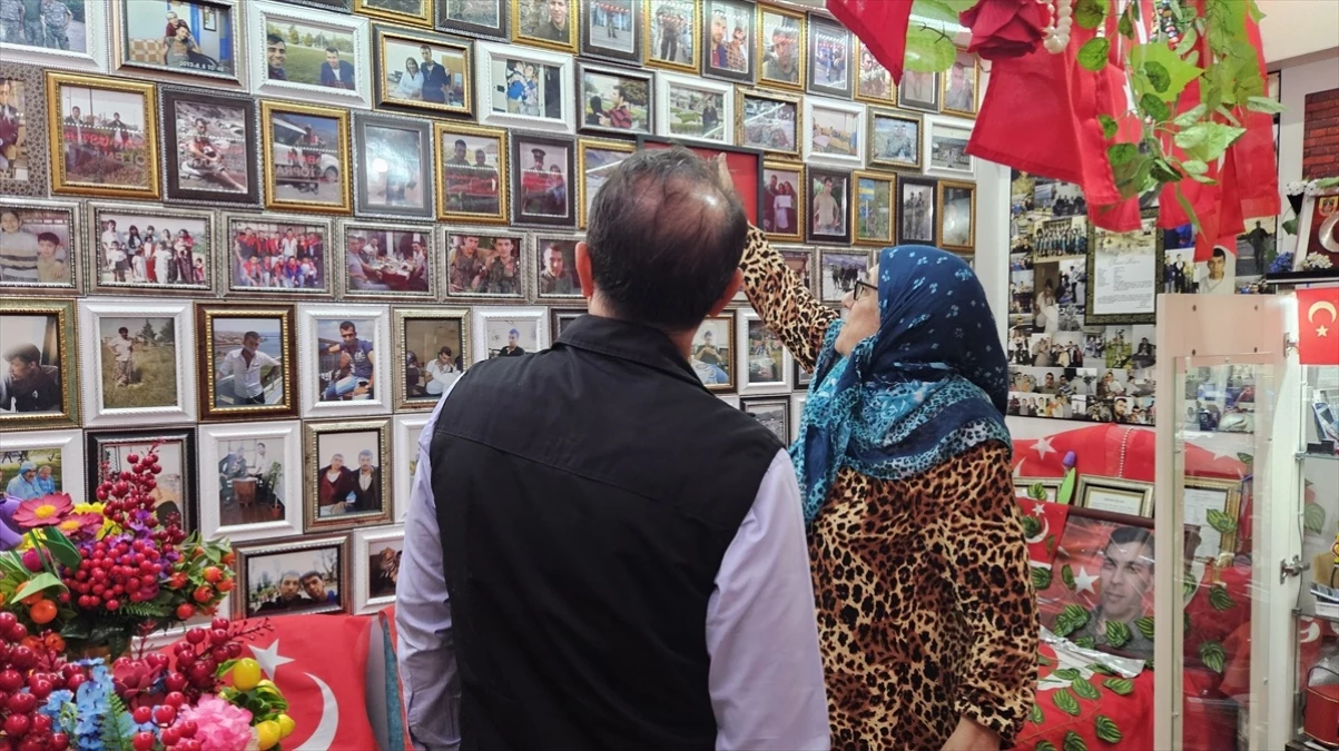 AK Parti Milletvekili Fatih Dönmez, şehit Jandarma Uzman Çavuş Mevlüt Kahveci\'nin ailesini ziyaret etti