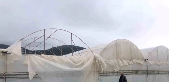 Denizli'nin Çameli ilçesinde kuvvetli fırtına hasara yol açtı