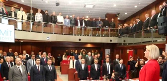 İzmit Belediyesi'nde Yeni Dönemin İlk Meclis Toplantısı Gerçekleşti