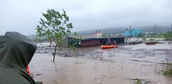 Çanakkale'nin Biga ilçesinde şiddetli yağış hayatı olumsuz etkiledi
