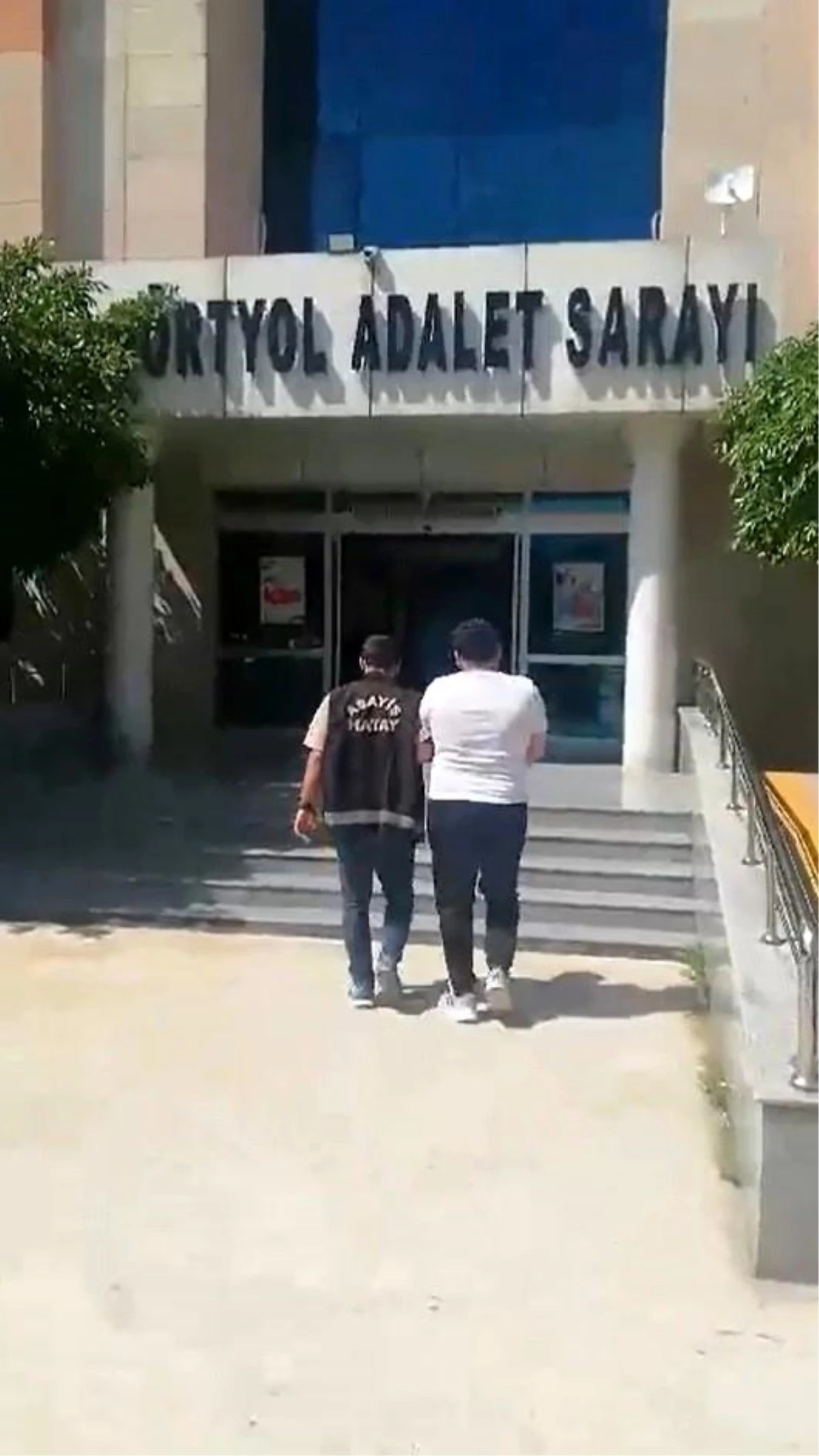 Hatay\'da aranan şahıs yakalandı ve cezaevine gönderildi