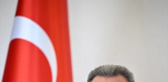 İzmir Valisi Süleyman Elban, 23 Nisan'da Cumhuriyet Meydanı'na davet etti