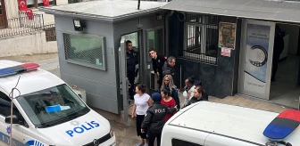 Darıca'da izinsiz çalışan 8 yabancı kadın yakalandı