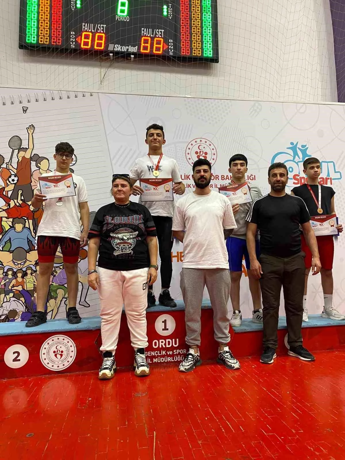 Muğla\'dan genç sporcu Tuna Yaraş, Türkiye Halter Şampiyonası\'nda şampiyon oldu