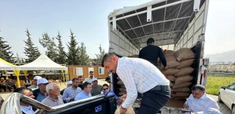 Gaziantep'in Nurdağı ilçesinde 67 üreticiye 12 ton yer fıstığı tohumu dağıtıldı