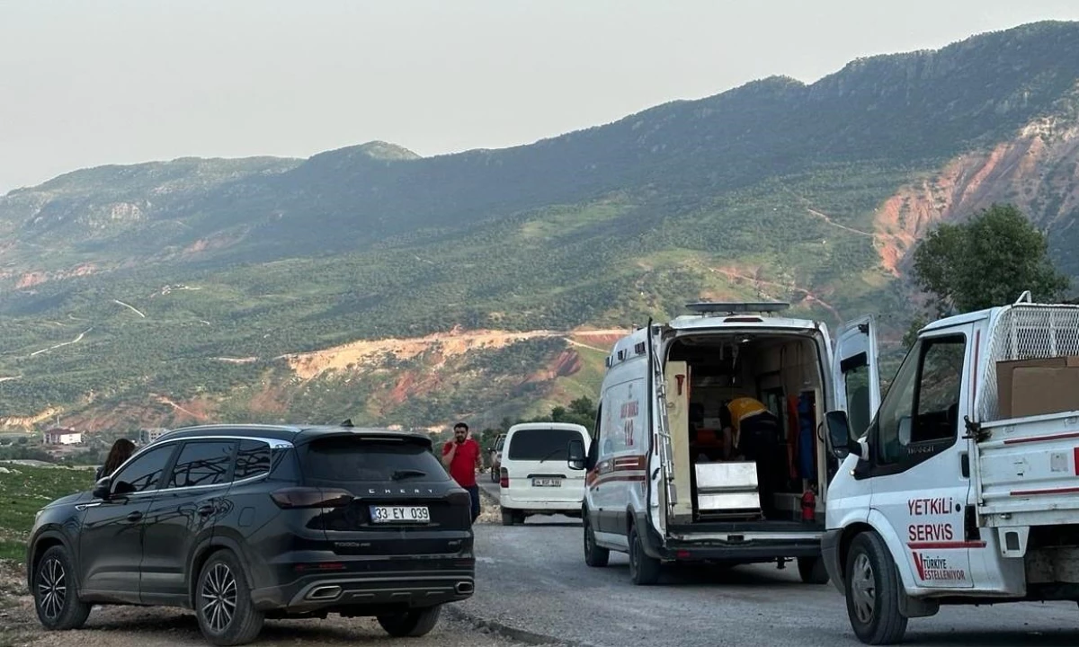 Şırnak\'ta meydana gelen trafik kazasında 3 kişi yaralandı