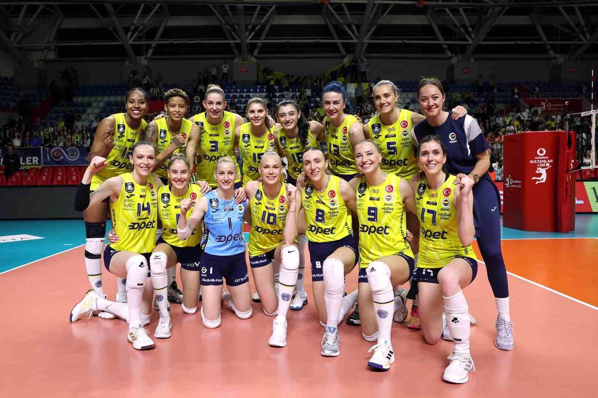 Fenerbahçe ve Eczacıbaşı Sultanlar Ligi finalinde karşı karşıya
