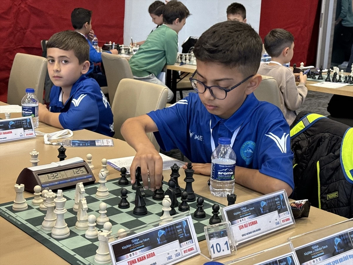 Karaman\'da Küçükler ve Yıldızlar Satranç Şampiyonası Başladı