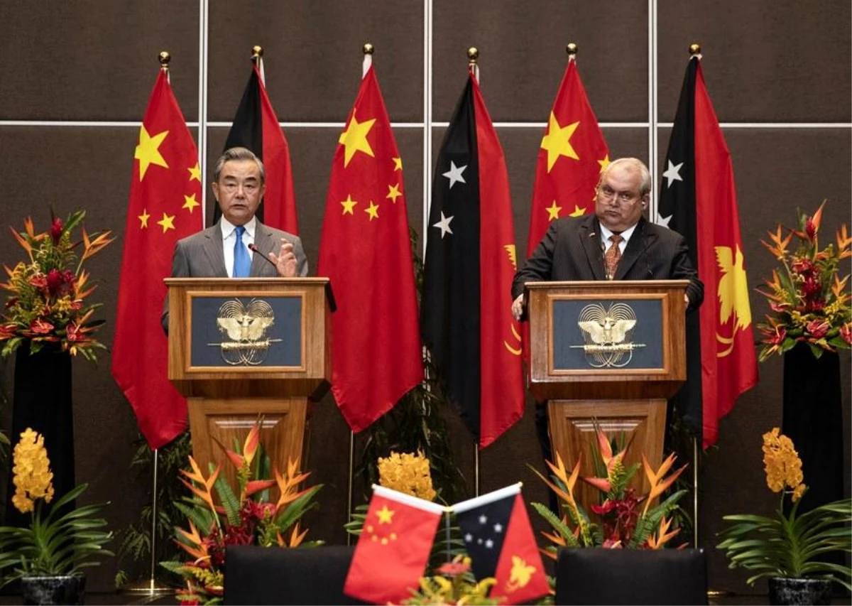 Çin Dışişleri Bakanı Wang Yi, Güney Pasifik\'te cepheleşmeyi kışkırtmanın acil ihtiyaçlara hizmet etmeyeceğini belirtti