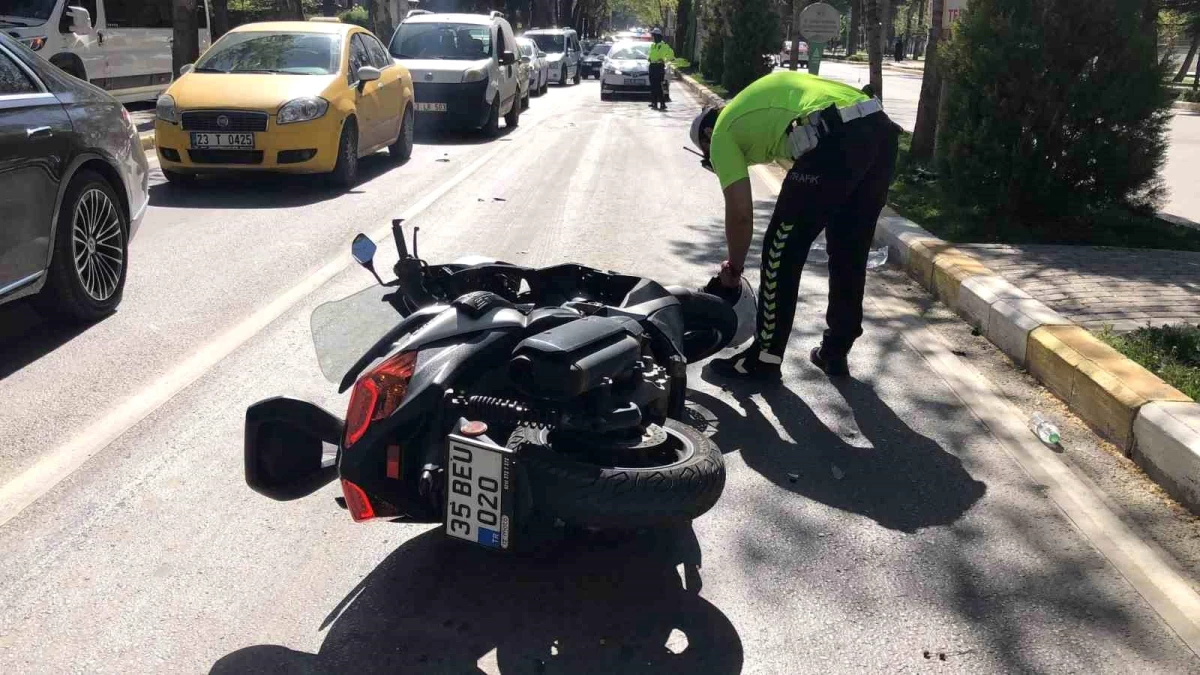 Elazığ\'da motosiklet kazası: 2 kişi yaralandı